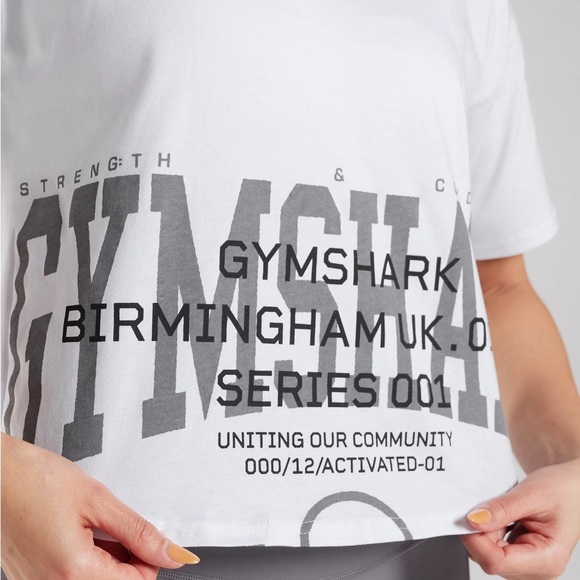 Gymshark Collegiate Midi Graphic Cropped T Shirt XS - Picture 2 of 9